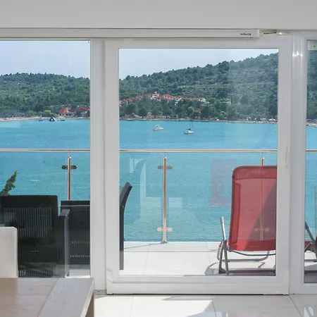 Kornati Paradise Bella Olimpia * ティスノ